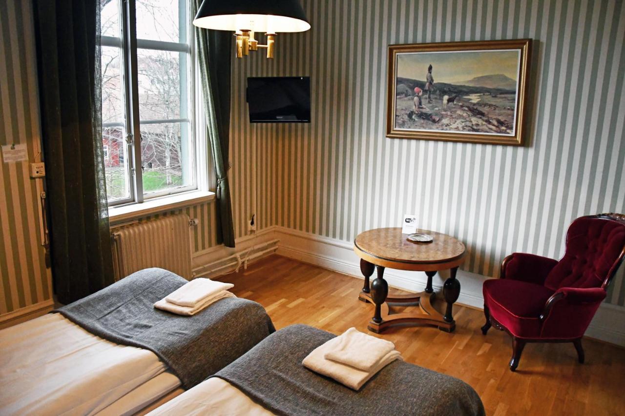 Kisa Waerdshus & Hotell Buitenkant foto