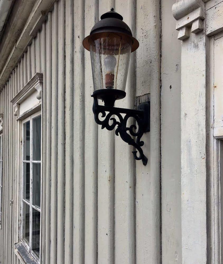 Kisa Waerdshus & Hotell Buitenkant foto