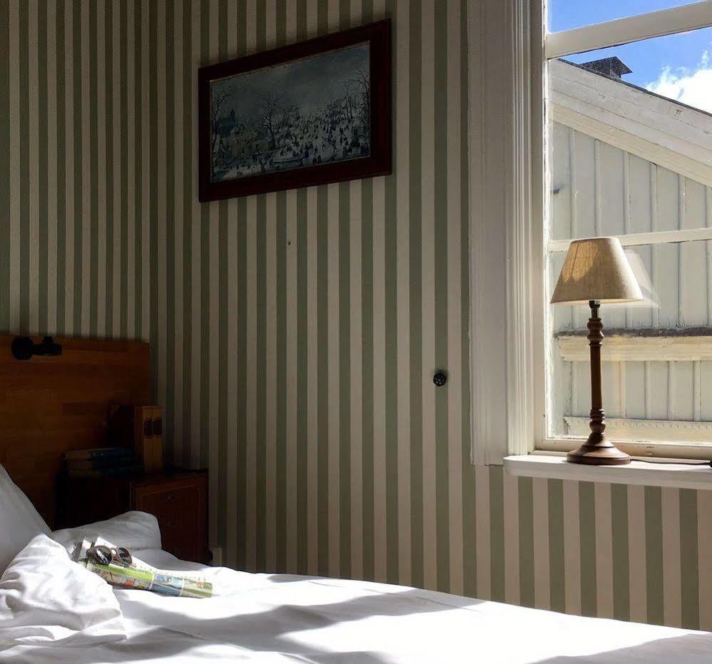 Kisa Waerdshus & Hotell Buitenkant foto