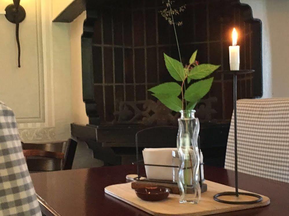Kisa Waerdshus & Hotell Buitenkant foto